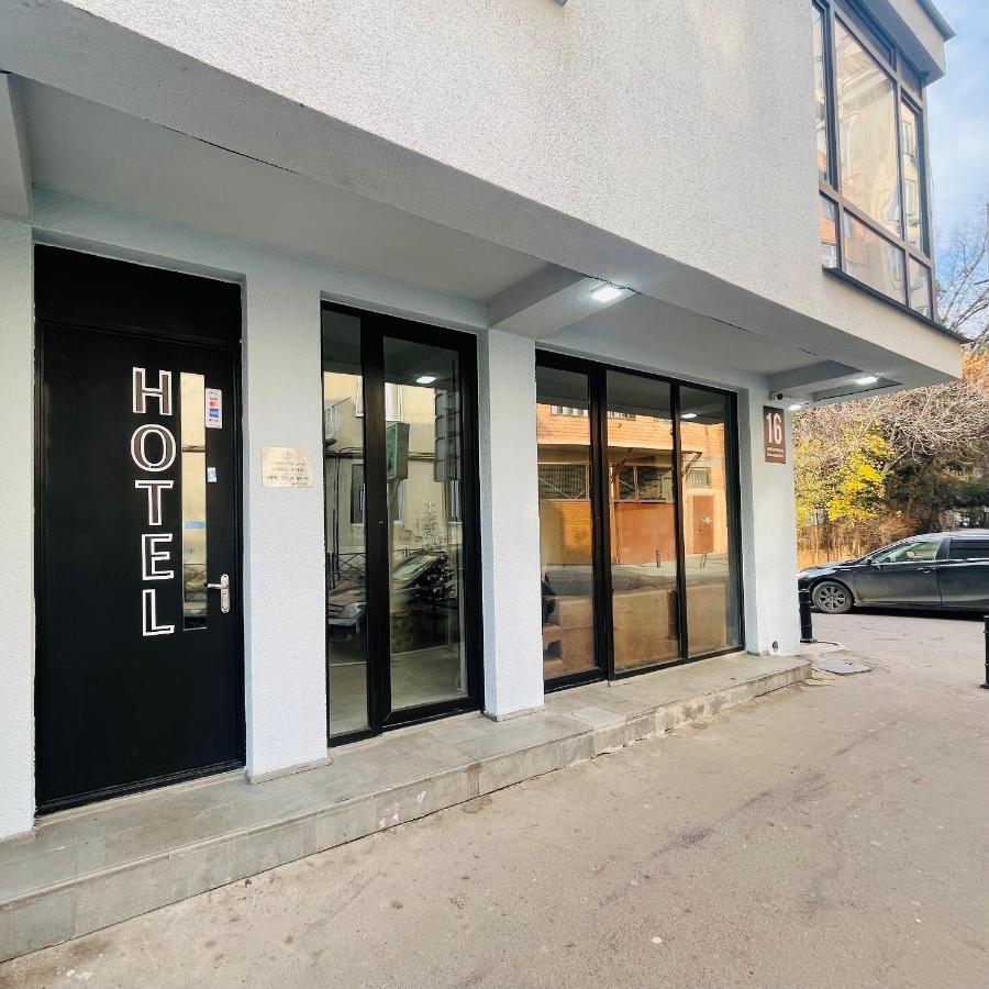 Art Family Hotel Tbilisi Zewnętrze zdjęcie
