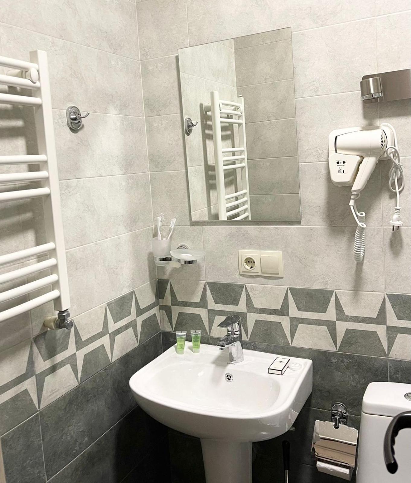 Art Family Hotel Tbilisi Zewnętrze zdjęcie
